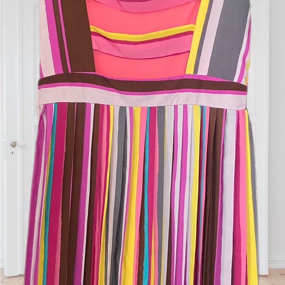 Colorful Pleated Dress | As U Wish | Size Small - Picture 2 of 3